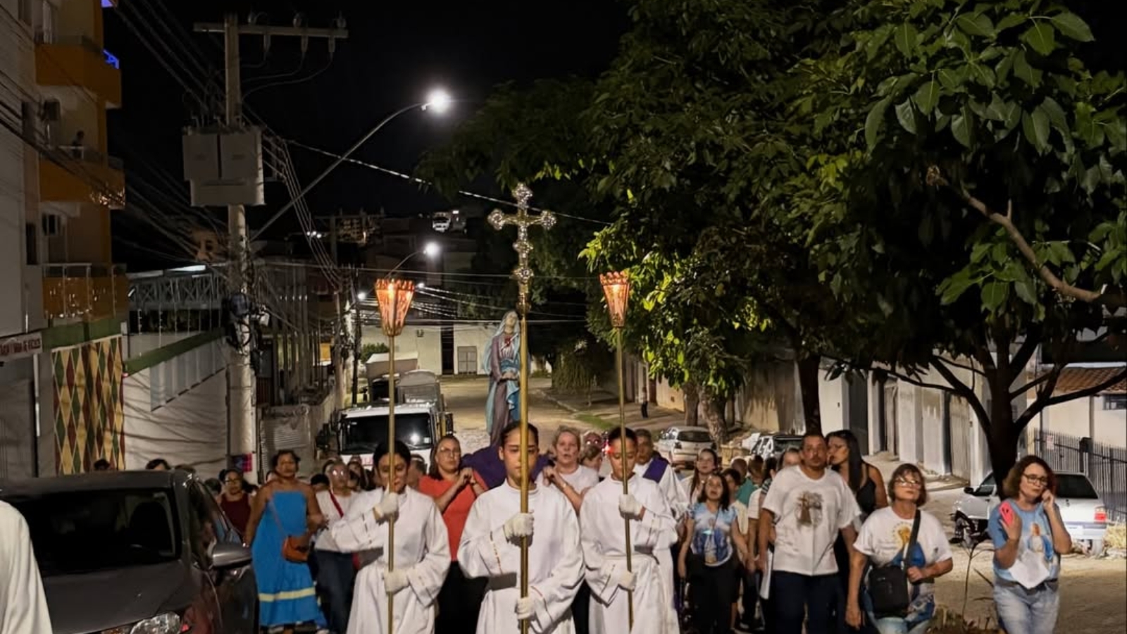 Na Celebração do Depósito, a imagem de Nossa Senhora das Dores deixou a Matriz Nossa Senhora das (2)