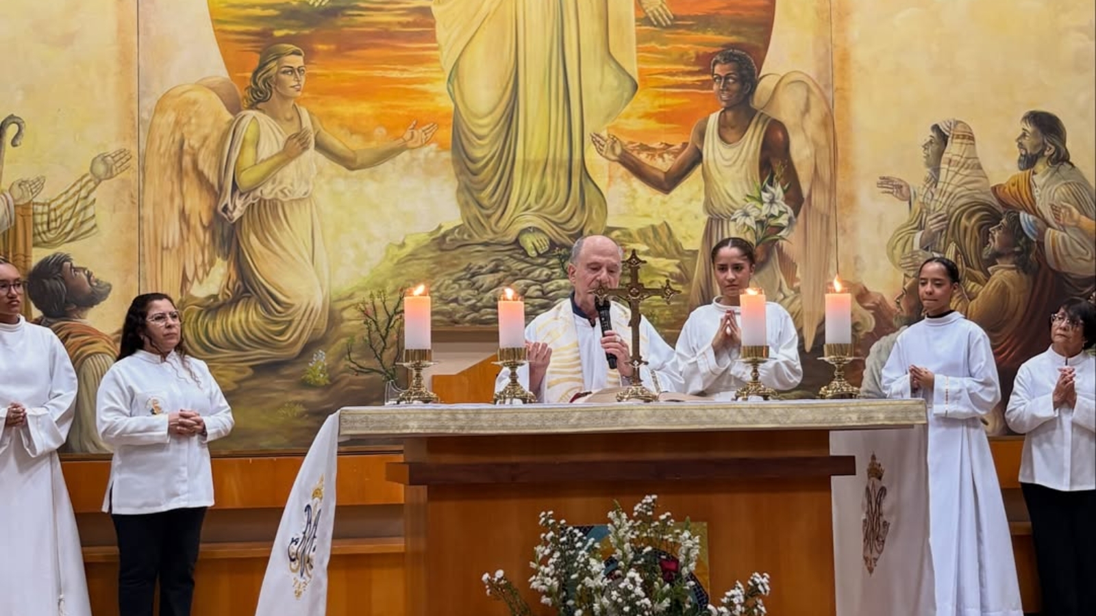 3º dia do Tríduo em Honra a Nossa Senhora de Fátima - Sou a Senhora do Rosário Na última apari