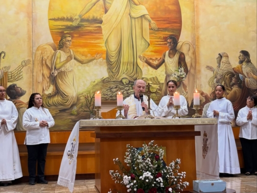 3º dia do Tríduo em Honra a Nossa Senhora de Fátima - Sou a Senhora do Rosário Na última apari