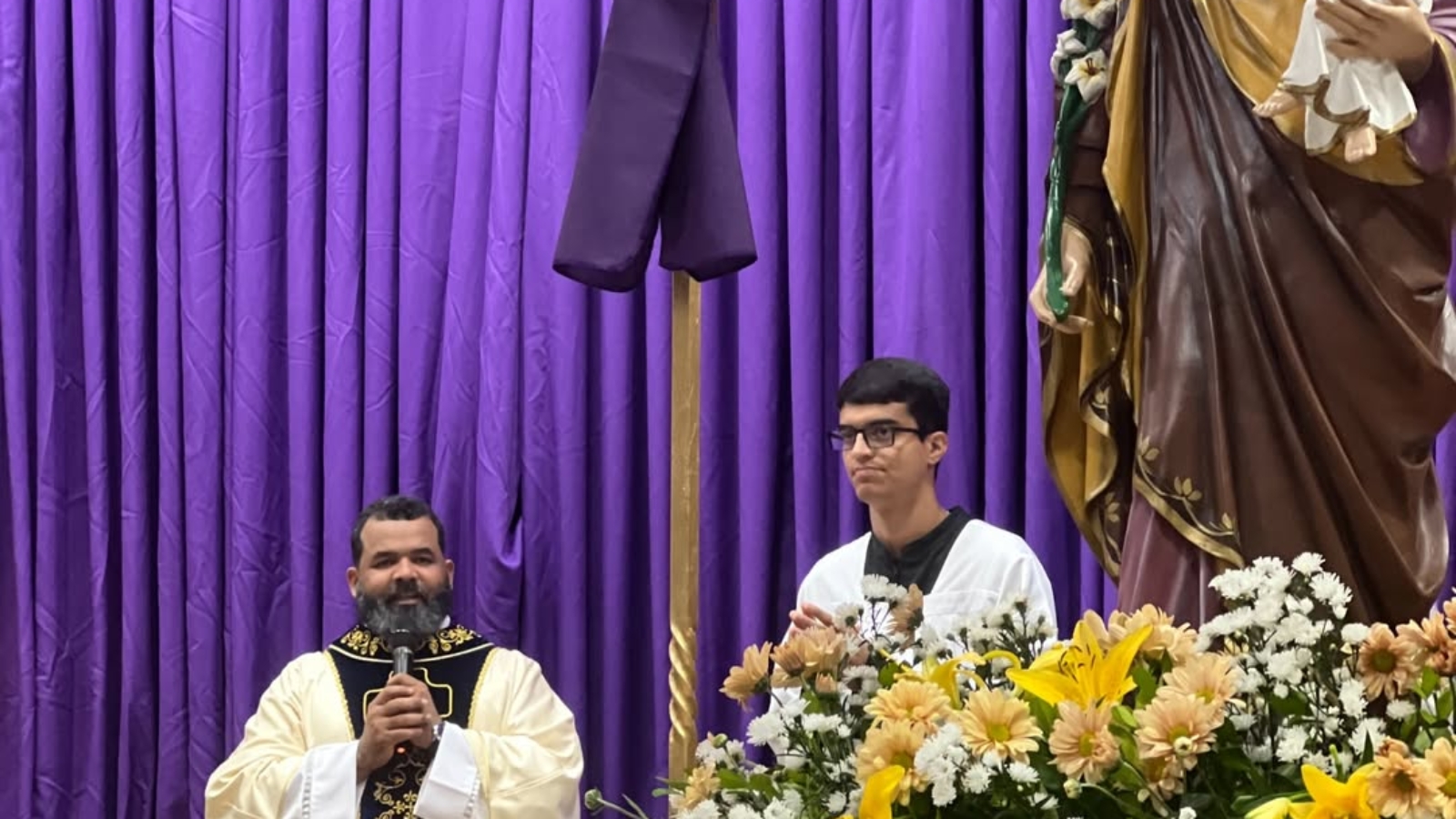 “A sua ternura Senhor, vem me abraçar e a Sua bondade infinita me perdoar...”Solenidade de São J (8)