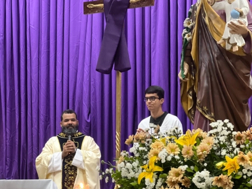“A sua ternura Senhor, vem me abraçar e a Sua bondade infinita me perdoar...”Solenidade de São J (8)