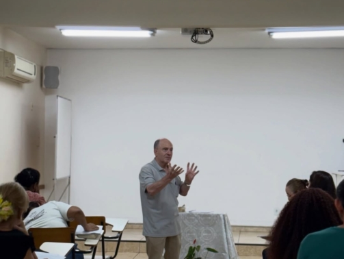 O curso de Teologia segue firme em 2026! Organizado por Pe. Fernando Aguinaga, iniciou dia 25-04 (3)